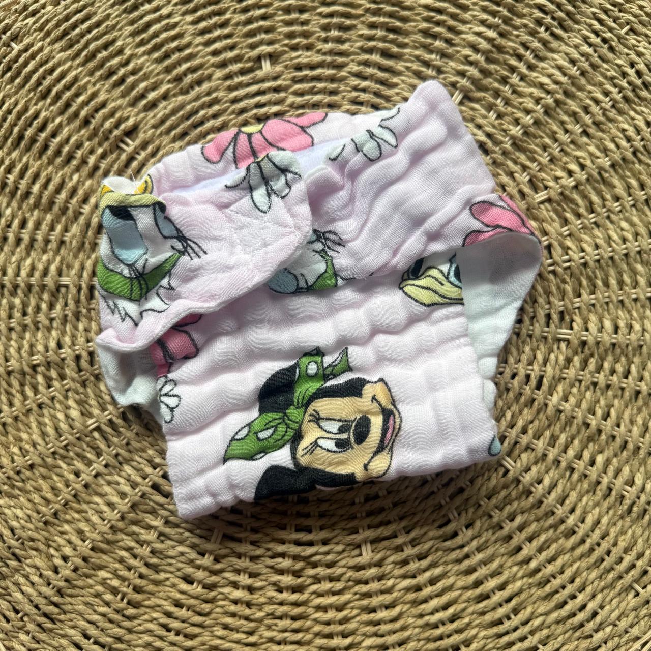 Muslin 6 layer Baby Nappy - Pink Mickey
