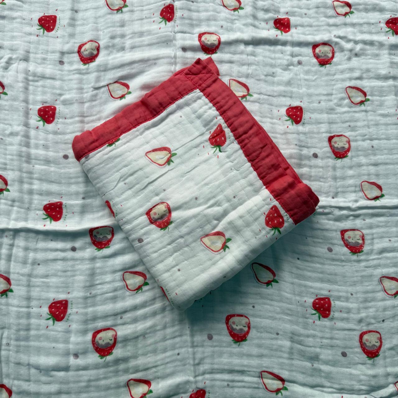 Muslin Blanket 6 Layer - Starwberry