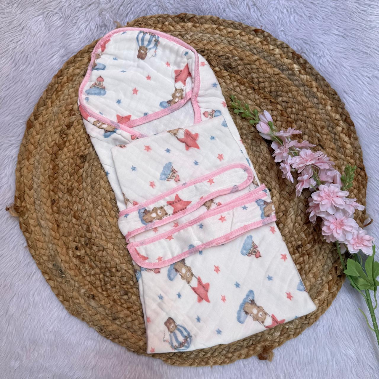 Muslin 6 Layer Hooded Towel with Belt - Pink Stars