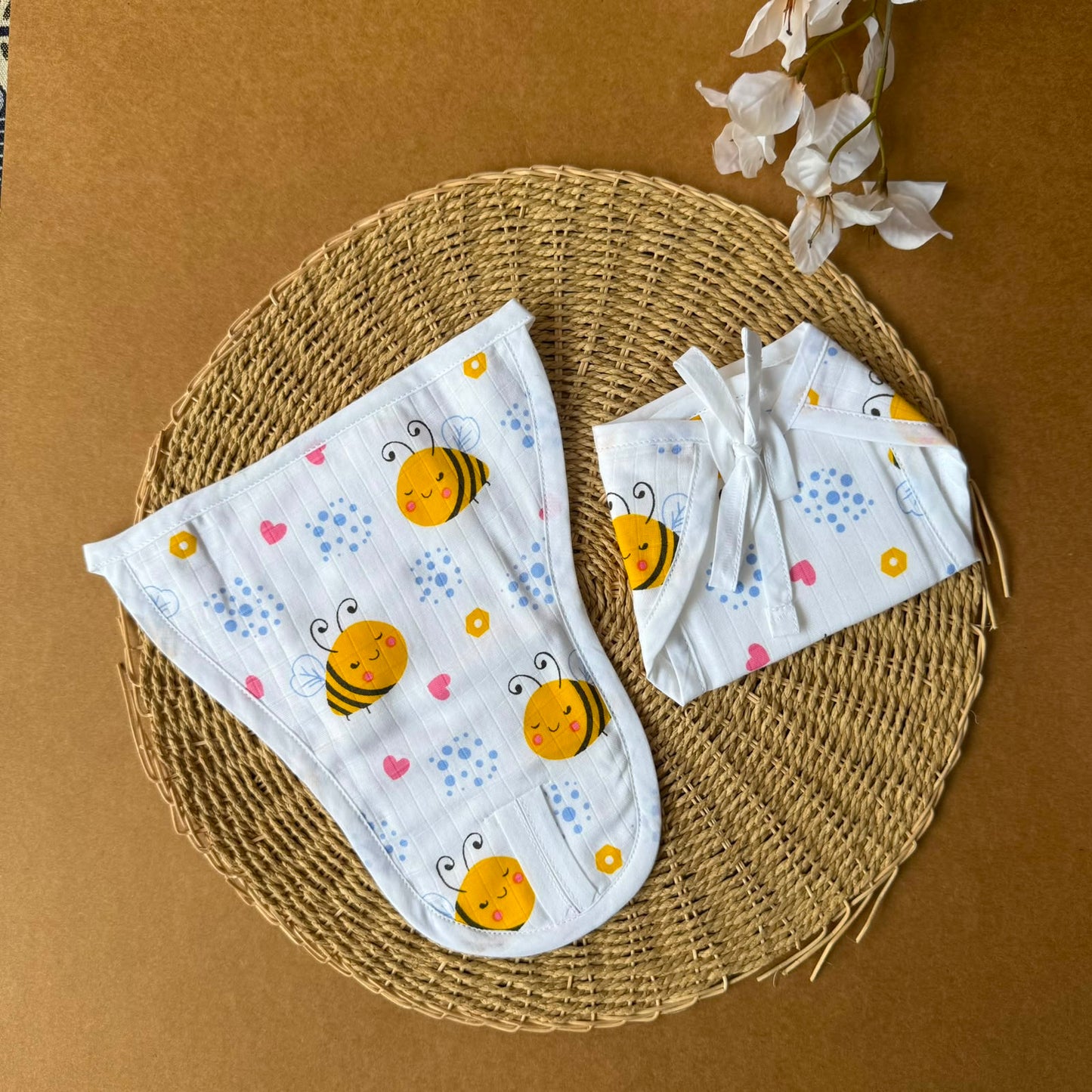 Premium Muslin Baby Nappy - Honey Bee