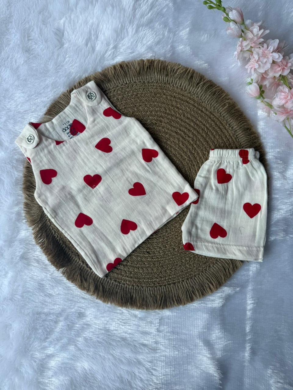 Unisex Muslin Set - Red Hearts