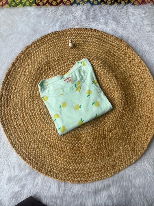 Women’s T-Shirt - yellow apple