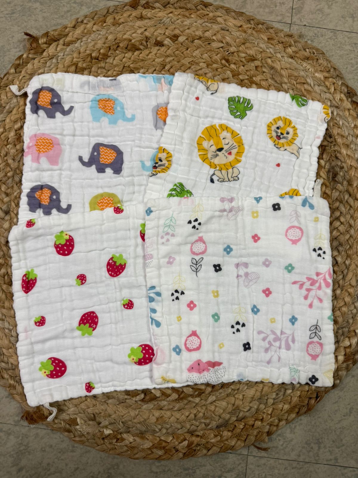 Muslin wash cloth/ wipes