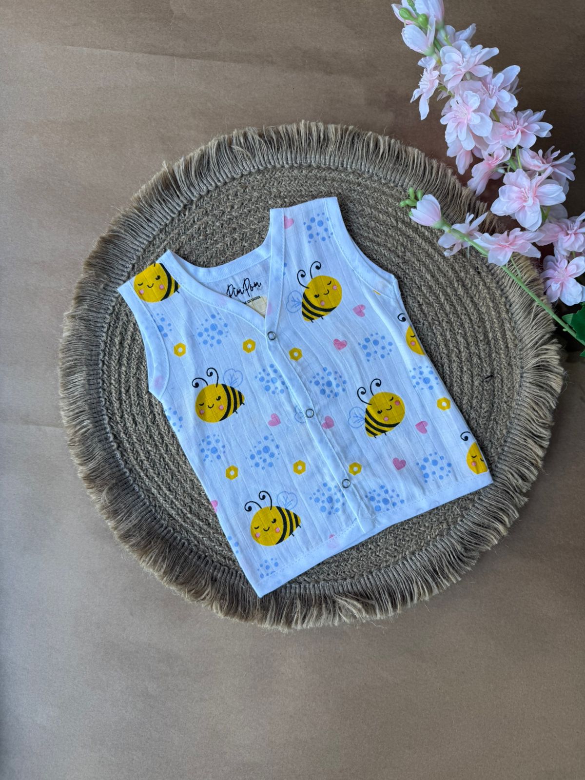 Premium Muslin Baby Jabla - Honey Bee
