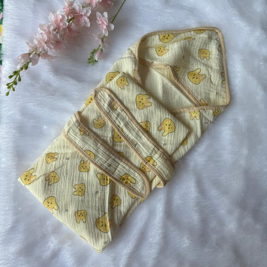 Crinkled Muslin  Hooded Towel - Yellow Kitty  Face