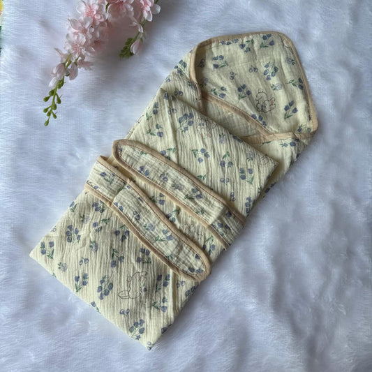 Crinkled Muslin  Hooded Towel - Blue Flowers