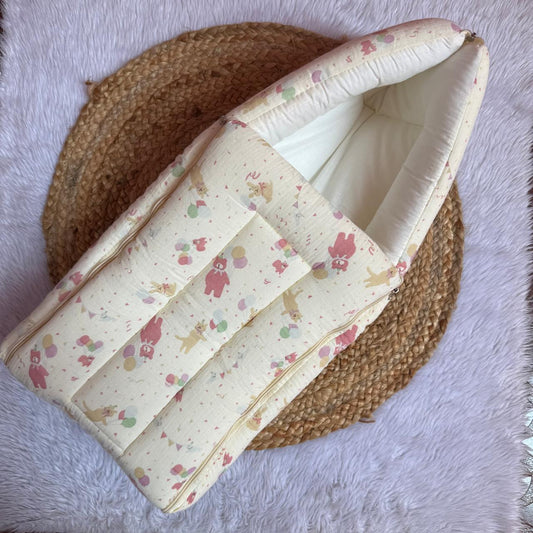 Crinkled Muslin Baby Carry Bed - Teddy's Celebration