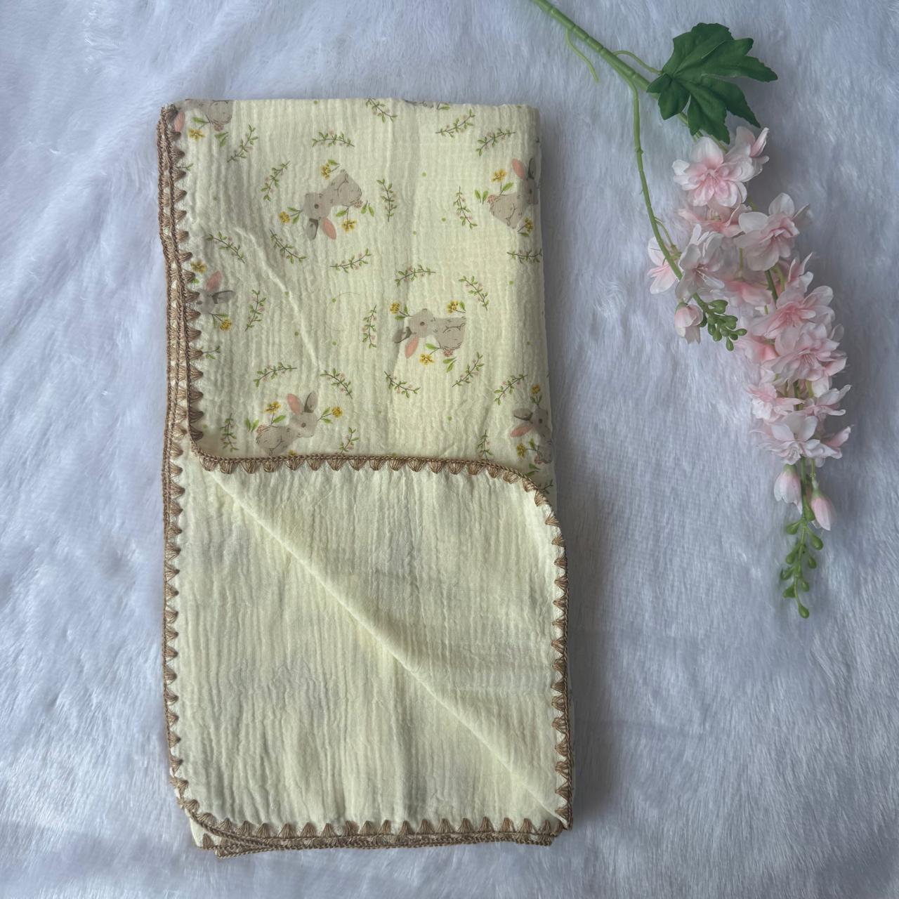 Crinkled Muslin 4layer  Blanket - Leaves in Rabbit
