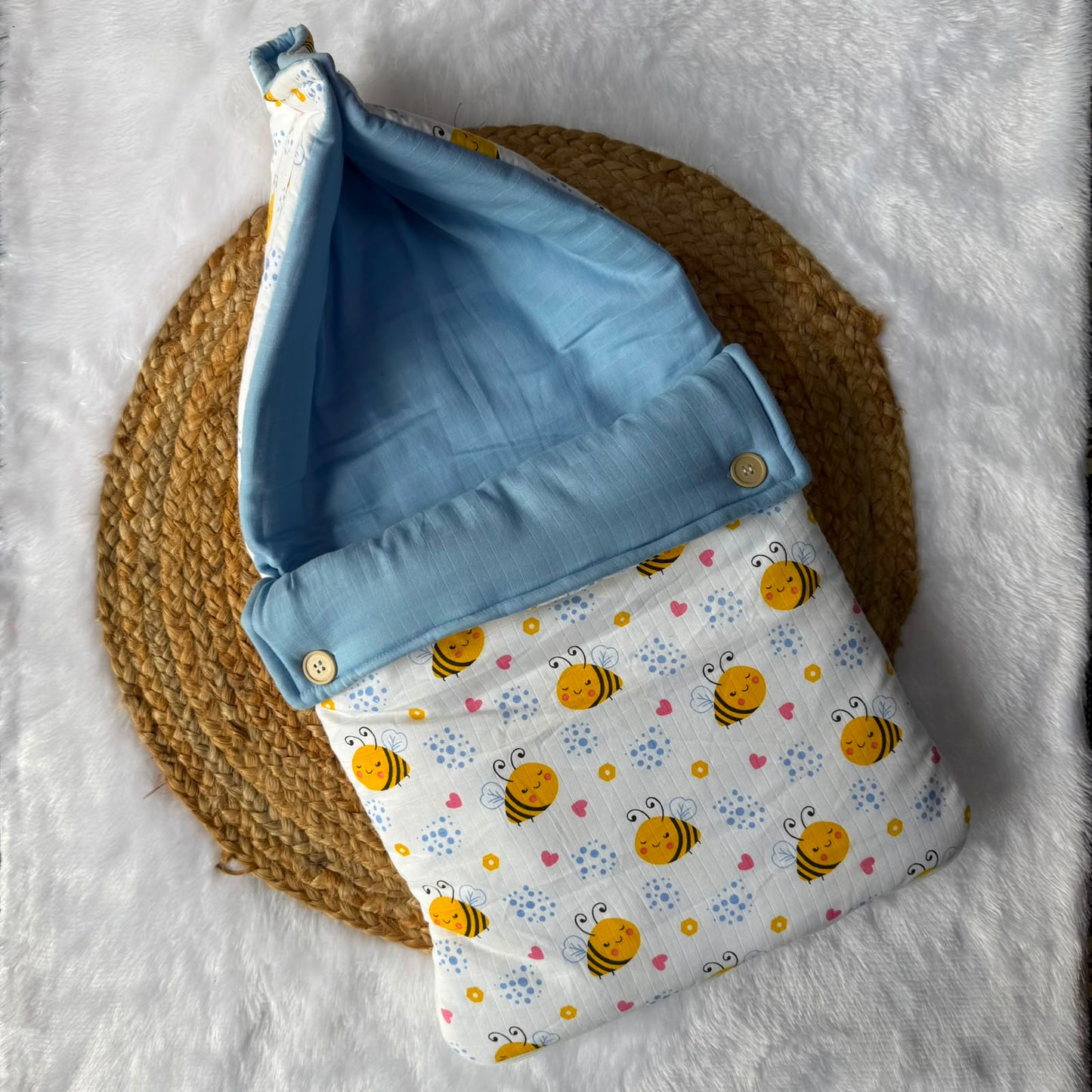 Double Side Muslin Baby Carry Bed - Honeybee