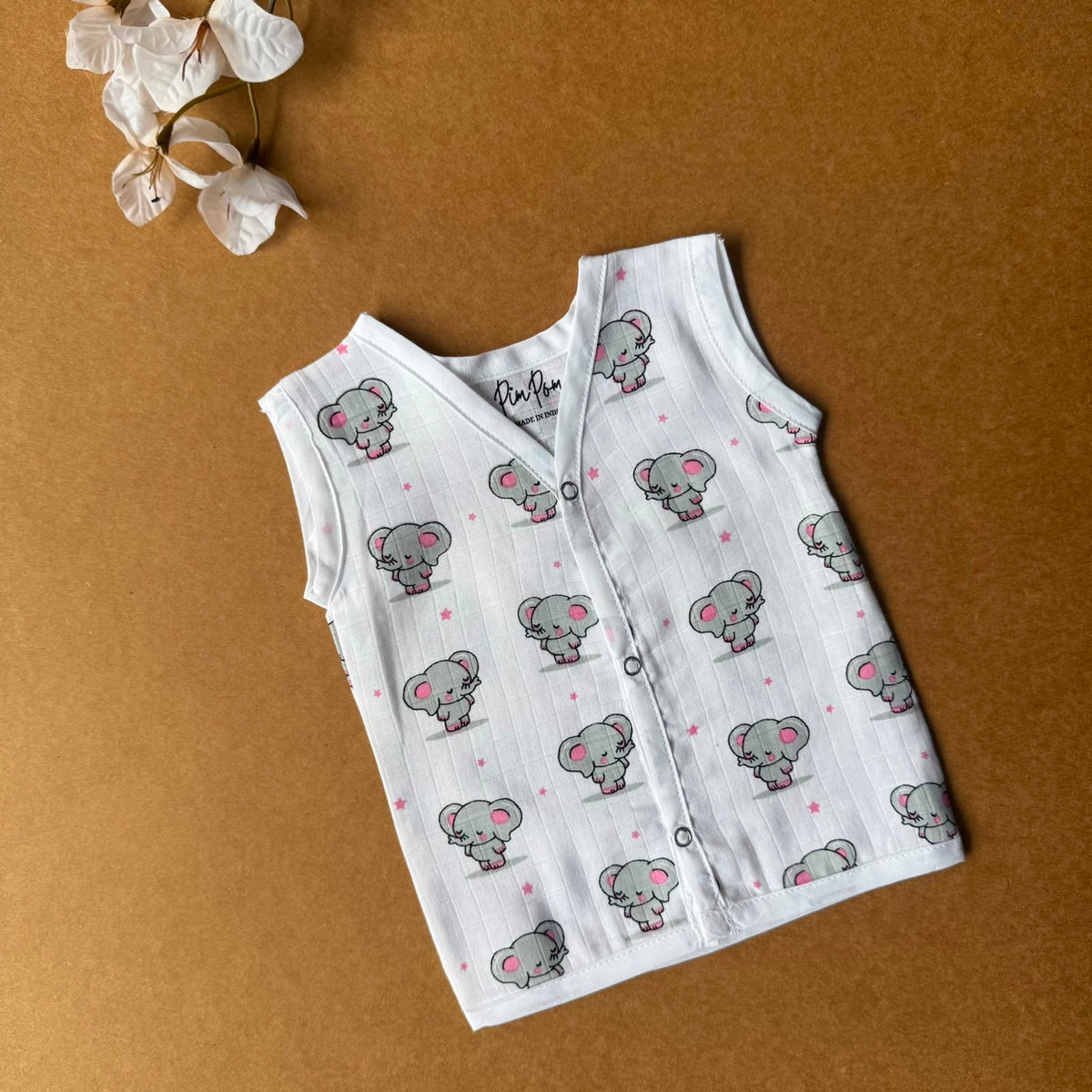 Premium Muslin Baby Jabla - Dancing Elephants